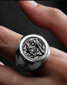 Serpent Crest Ring